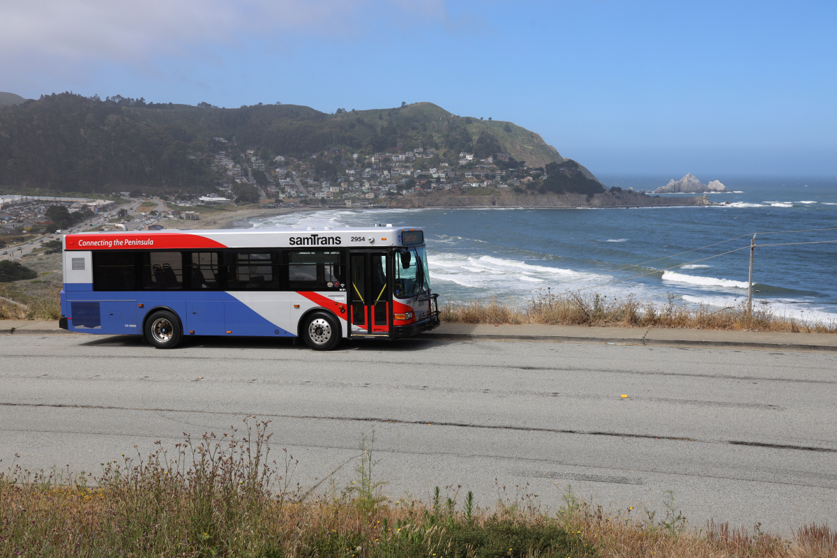 Coastside Bus
